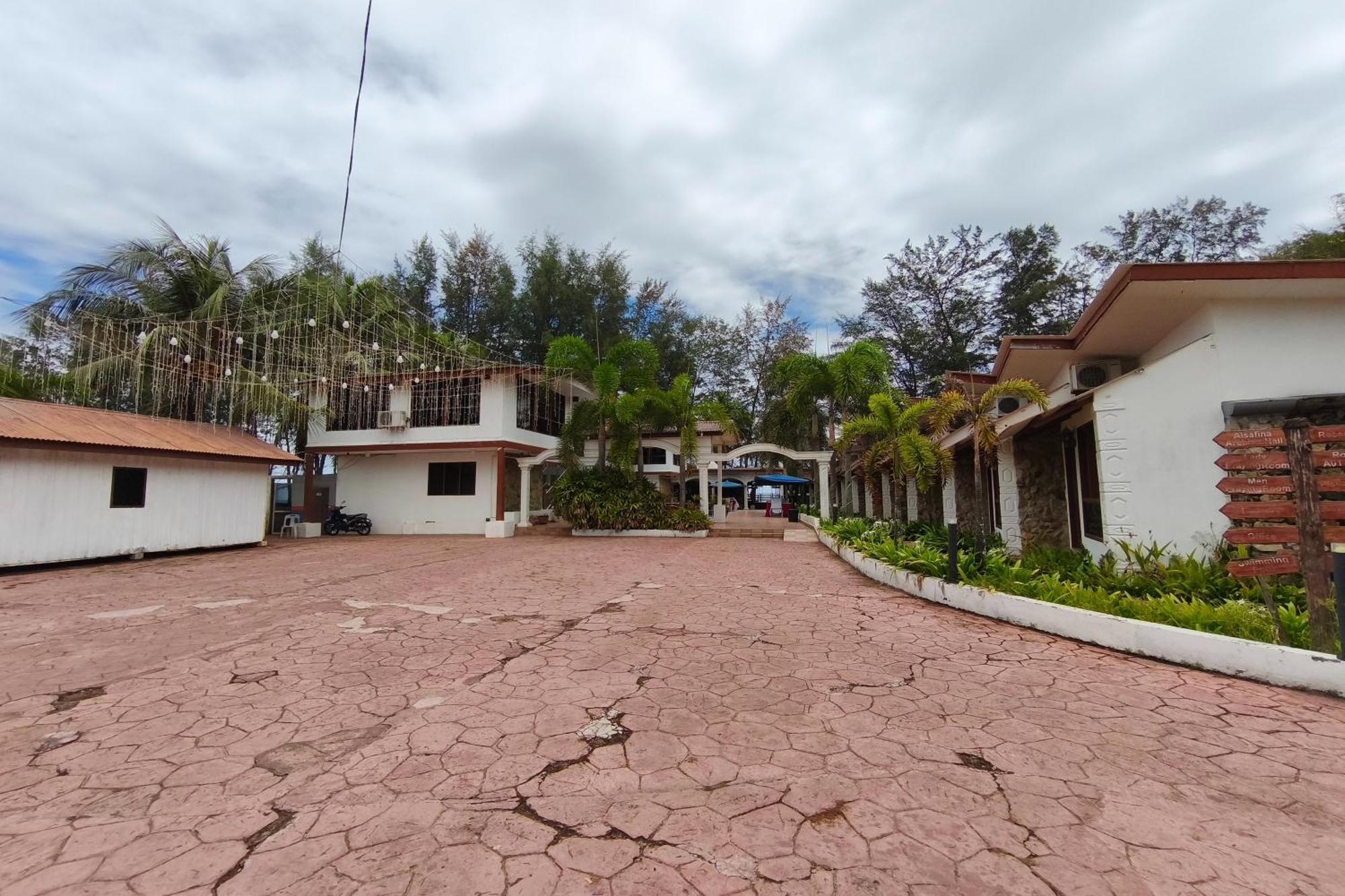 Al Safina Kijal Beach Resort Exterior foto